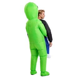 Déguisement gonflable porté par un alien adulte